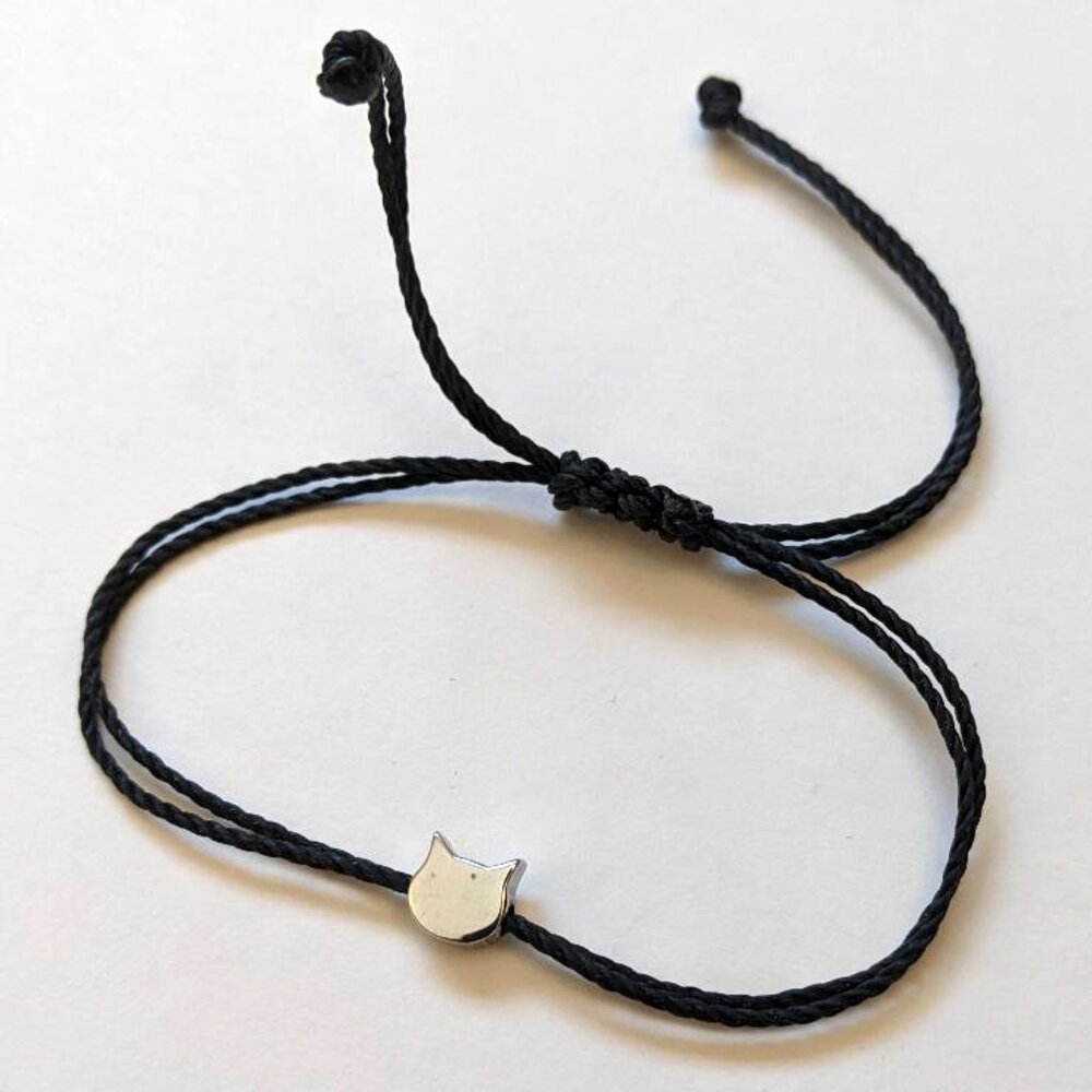 luckeeluv jewelry | Silver Cat Charm Bracelet | OS